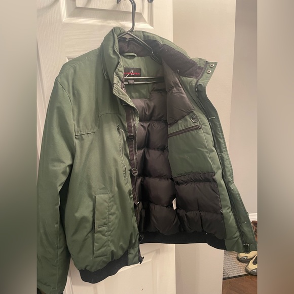 Heavy Duty Padded Winter Jacket Size Large - Picture 5 of 5